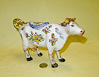 Renoleau souvenir cow creamer, Dinan