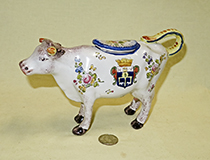 Renoleau crested cow creamers