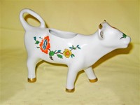 White William-Sono0ma cow creamer with flowers