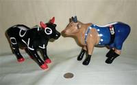 Cow Parade 'Hugs and Smooches' and 'Wrestler' creamers
