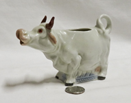 Large mouthed German cow creamer, SIDE