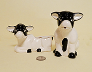 unmarked B&W cow creamer and sugar
