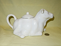 U*nmarked white cow teapot