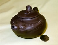Small Chinese yixing clay cow teapot