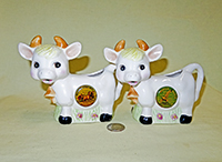 Cute style cow creamers as souvenirs