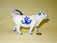 unmarked light Delft cow creamer