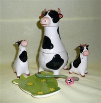 Three-piece cow creamer & sugar with S&P shakers