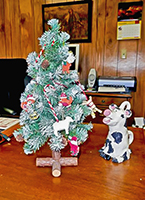 Jan Owsley cow creamer and Chritmas tree